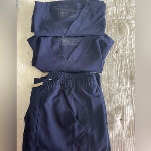 Men’s Figs scrubs